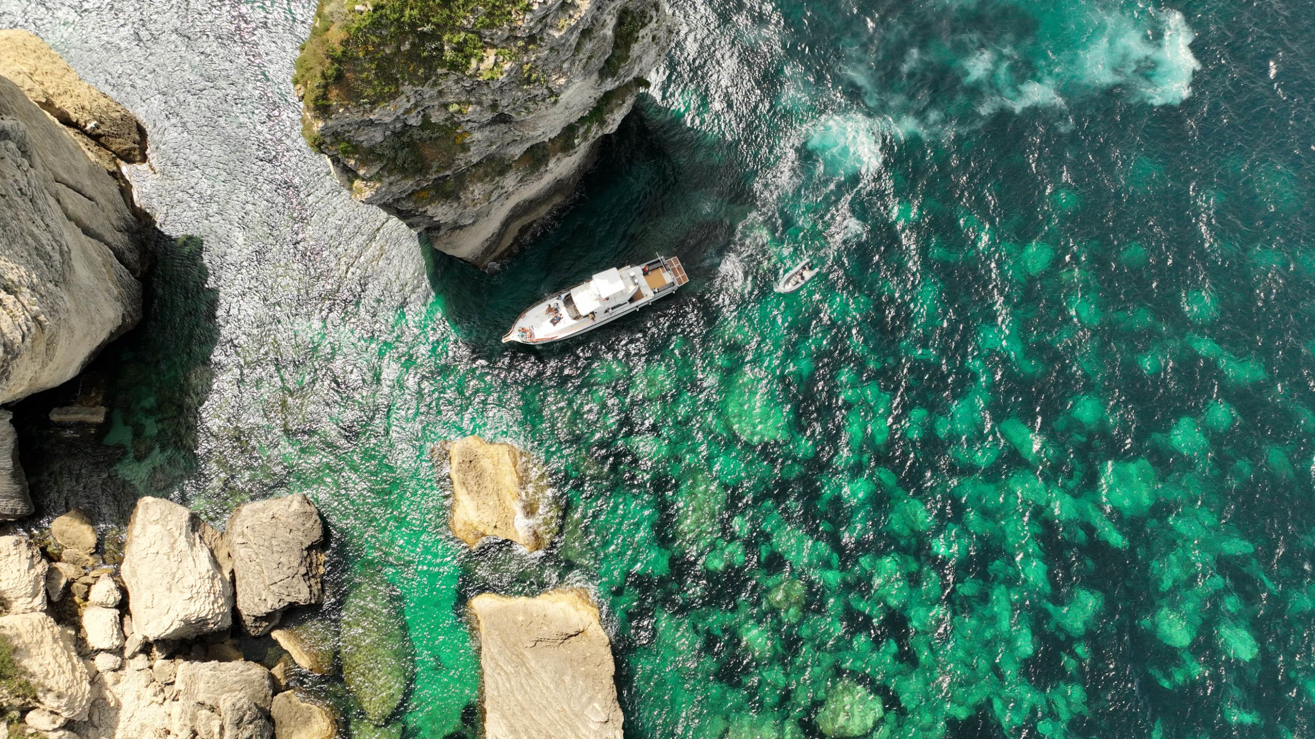 Une croisière en yacht au départ de Bonifacio | Briséis Croisières