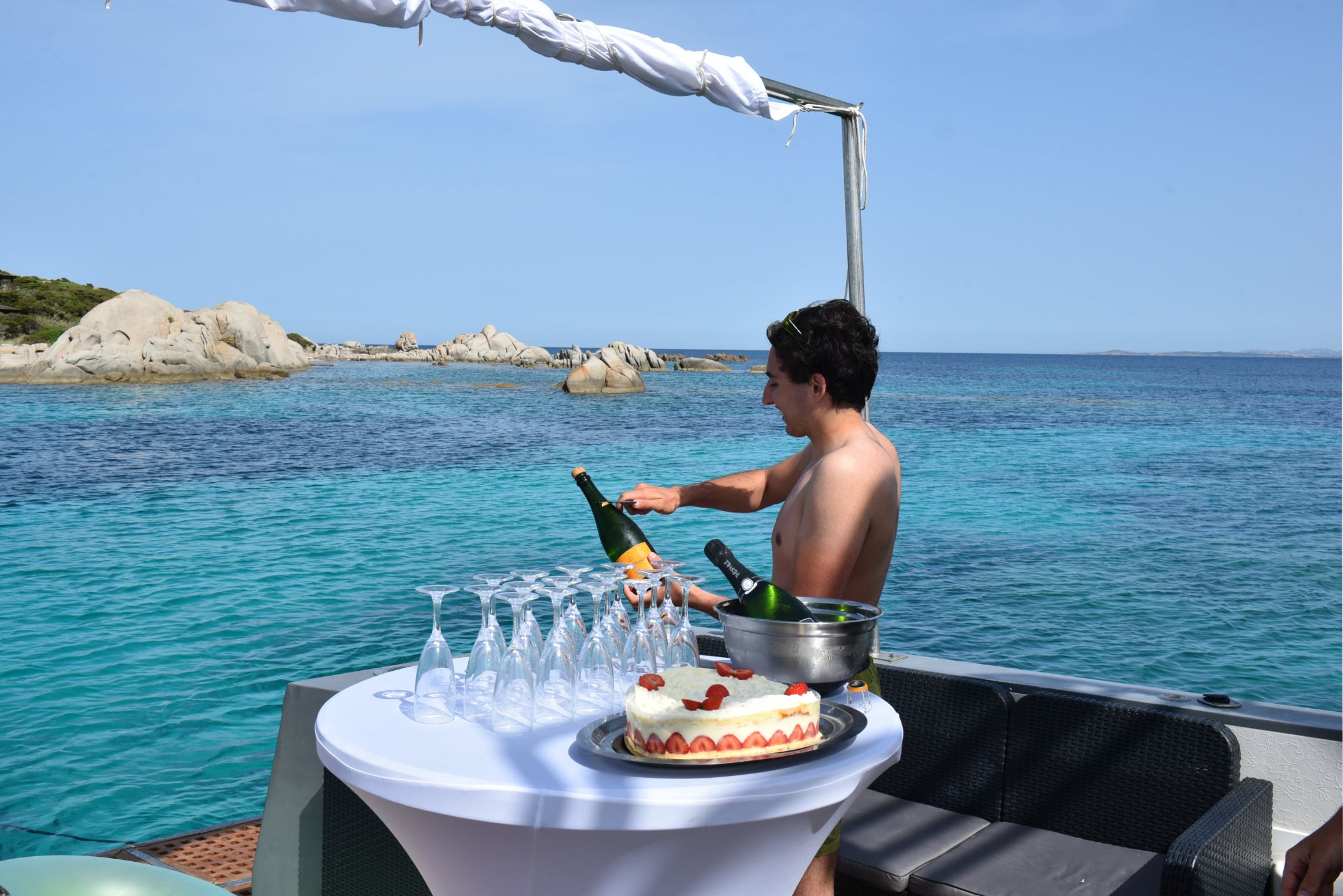 Une croisière mémorable à bord d'un bateau à Bonifacio | Briséis Croisières