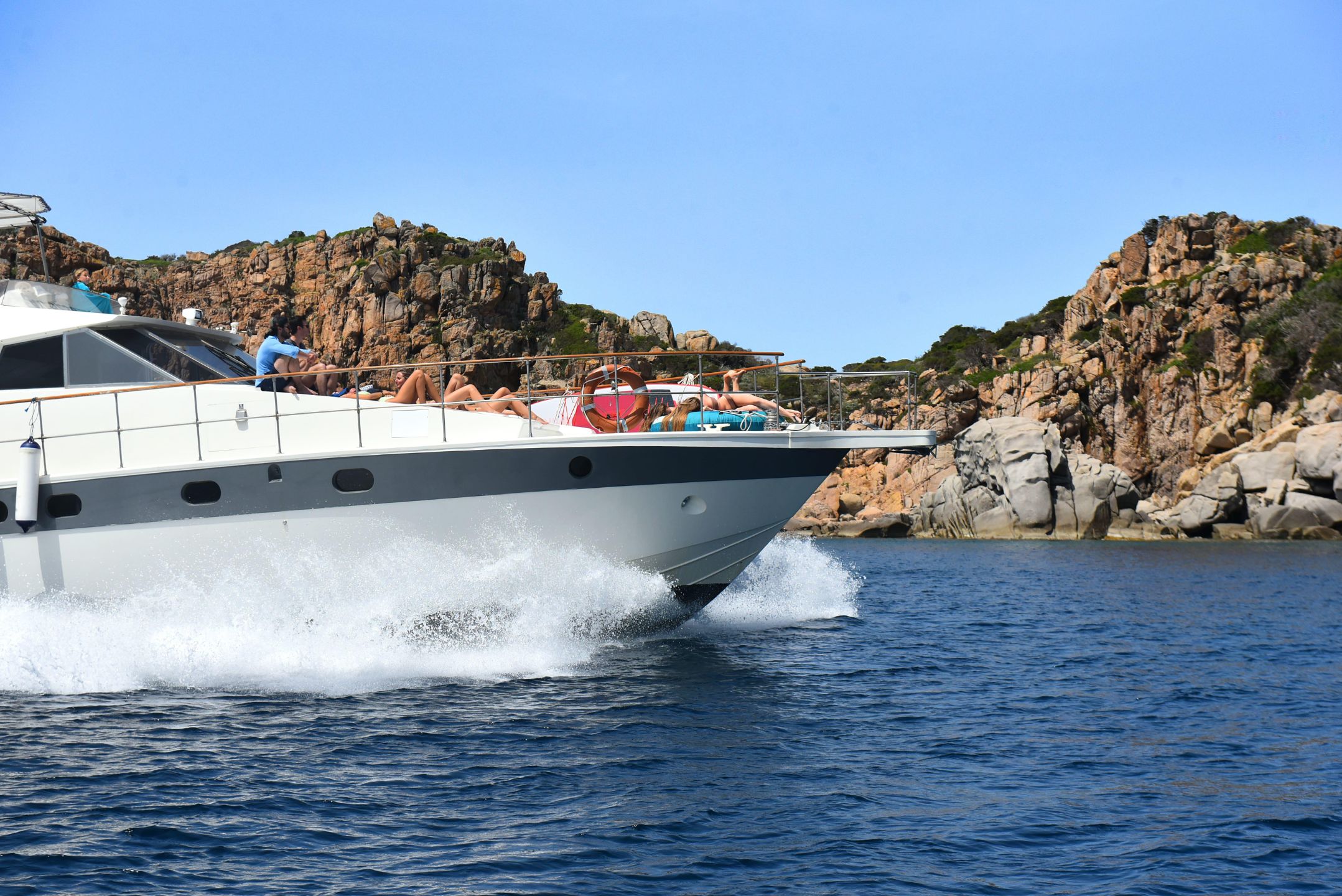 Une sortie en bateau à Bonifacio | Briséis Croisières